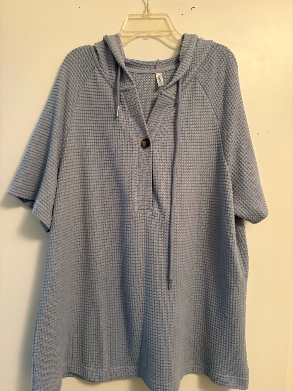 Waffle-Knit Hooded Short Sleeve Top in Light Blue